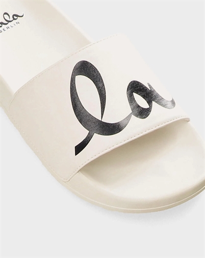 Beach Bilbao Slider - Lala Berlin